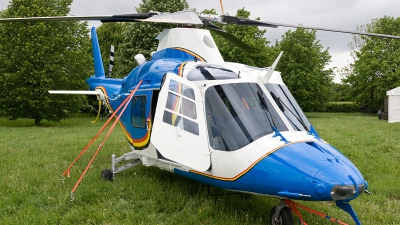 Photo ID 172642 by Jan Eenling. Belgium Air Force Agusta A 109HO A 109BA, H16