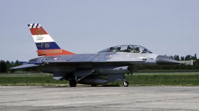 Photo ID 172995 by Hans Antonissen. Netherlands Air Force General Dynamics F 16B Fighting Falcon, J 259