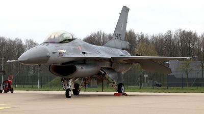 Photo ID 173689 by Carl Brent. Netherlands Air Force General Dynamics F 16AM Fighting Falcon, J 872