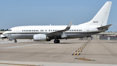 Photo ID 174654 by Gerald Howard. USA Navy Boeing C 40A Clipper 737 7AFC, 165833