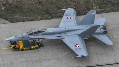 Photo ID 174912 by Martin Thoeni - Powerplanes. Switzerland Air Force McDonnell Douglas F A 18C Hornet, J 5011