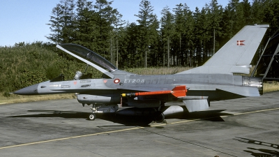 Photo ID 174928 by Joop de Groot. Denmark Air Force General Dynamics F 16B Fighting Falcon, ET 208