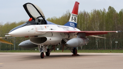 Photo ID 175374 by Jan Eenling. Netherlands Air Force General Dynamics F 16A Fighting Falcon, J 229