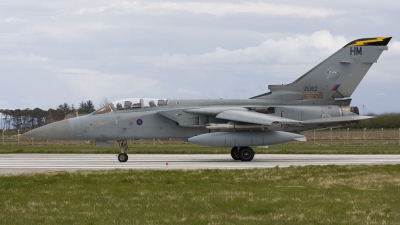 Photo ID 21340 by Jim S. UK Air Force Panavia Tornado F3, ZE162