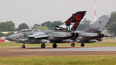 Photo ID 175941 by Richard de Groot. UK Air Force Panavia Tornado GR4, ZA492