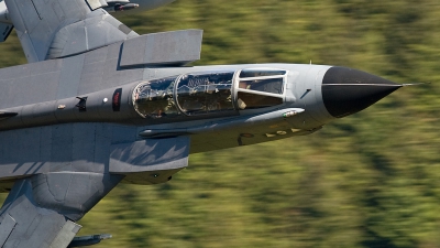 Photo ID 21521 by Mark McGrath. UK Air Force Panavia Tornado GR4, ZA612
