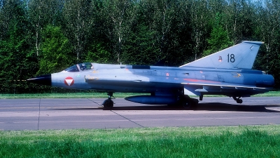 Photo ID 177588 by Rainer Mueller. Austria Air Force Saab J35Oe MkII Draken, 18