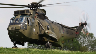 Photo ID 21578 by Rich Pittman. UK Navy Westland Sea King HC4, XZ922