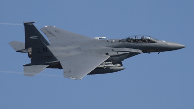 Photo ID 21599 by Stuart Thurtle. USA Air Force McDonnell Douglas F 15E Strike Eagle, 97 0220