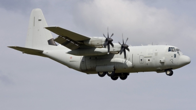 Photo ID 21592 by Roberto Bianchi. Italy Air Force Lockheed Martin HC 130J Hercules L 382, MM62186