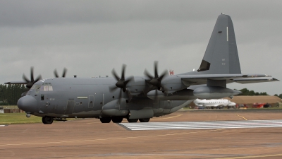 Photo ID 178694 by Richard de Groot. USA Air Force Lockheed Martin MC 130J Hercules L 382, 11 5737