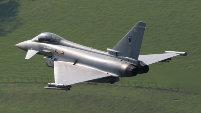 Photo ID 21691 by Tom Gibbons. UK Air Force Eurofighter Typhoon F2, ZJ914