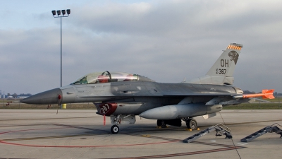 Photo ID 21681 by D. A. Geerts. USA Air Force General Dynamics F 16D Fighting Falcon, 87 0367