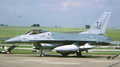 Photo ID 21736 by Arie van Groen. USA Air Force General Dynamics F 16A Fighting Falcon, 81 0796