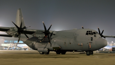 Photo ID 21833 by Mike Hopwood. UK Air Force Lockheed Martin Hercules C5 C 130J L 382, ZH889