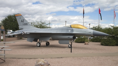 Photo ID 21914 by Tom Gibbons. USA Air Force General Dynamics F 16A Fighting Falcon, 78 0005