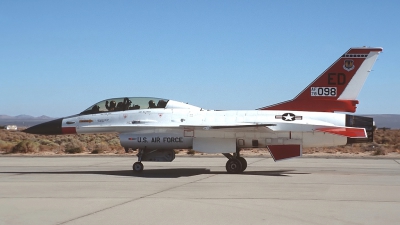 Photo ID 182505 by Peter Boschert. USA Air Force General Dynamics F 16B Fighting Falcon, 78 0098