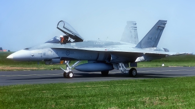 Photo ID 182842 by Rainer Mueller. Canada Air Force McDonnell Douglas CF 188A Hornet CF 18A, 188729