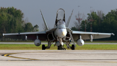 Photo ID 182900 by Rod Dermo. Canada Air Force McDonnell Douglas CF 188A Hornet CF 18A, 188752