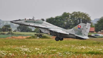 Photo ID 183067 by Radim Spalek. Slovakia Air Force Mikoyan Gurevich MiG 29UBS 9 51, 5304