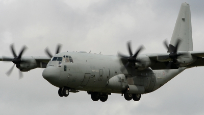 Photo ID 22098 by Dean West. Italy Air Force Lockheed Martin C 130J Hercules L 382, MM62183