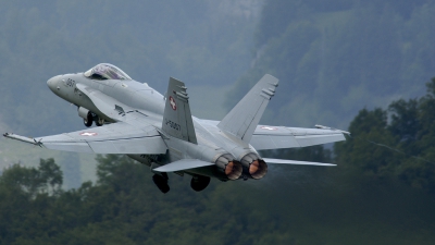 Photo ID 22154 by Sven Zimmermann. Switzerland Air Force McDonnell Douglas F A 18C Hornet, J 5007