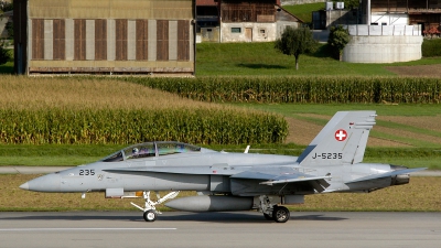 Photo ID 185300 by Sven Zimmermann. Switzerland Air Force McDonnell Douglas F A 18D Hornet, J 5235