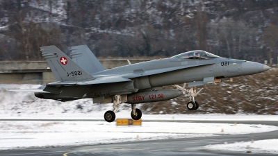 Photo ID 187310 by Richard de Groot. Switzerland Air Force McDonnell Douglas F A 18C Hornet, J 5021