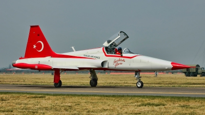 Photo ID 188587 by Radim Spalek. T rkiye Air Force Canadair NF 5A 2000 CL 226, 70 3039