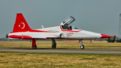 Photo ID 188572 by Radim Spalek. T rkiye Air Force Canadair NF 5A 2000 CL 226, 71 3051