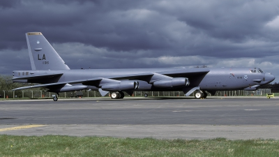 Photo ID 189625 by Chris Lofting. USA Air Force Boeing B 52H Stratofortress, 61 0016