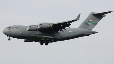 Photo ID 189856 by Arie van Groen. USA Air Force Boeing C 17A Globemaster III, 10 0220