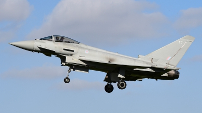 Photo ID 190132 by Lieuwe Hofstra. UK Air Force Eurofighter Typhoon FGR4, ZK302