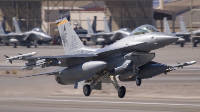 Photo ID 22763 by Ian Heald. USA Air Force General Dynamics F 16C Fighting Falcon, 86 0352