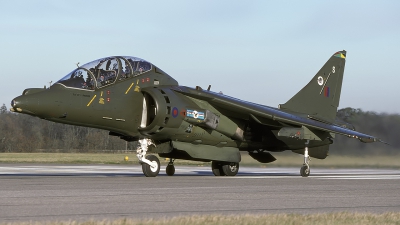 Photo ID 192175 by Chris Lofting. UK Air Force British Aerospace Harrier T 10, ZH665