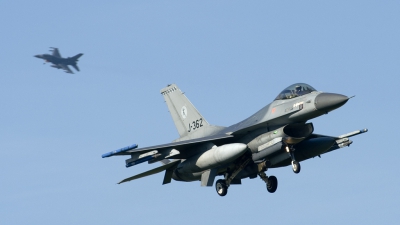 Photo ID 192191 by Joop de Groot. Netherlands Air Force General Dynamics F 16AM Fighting Falcon, J 362