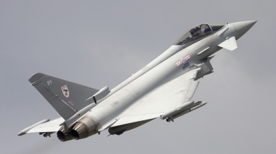 Photo ID 22949 by Bernie Condon. UK Air Force Eurofighter Typhoon F2, ZJ910