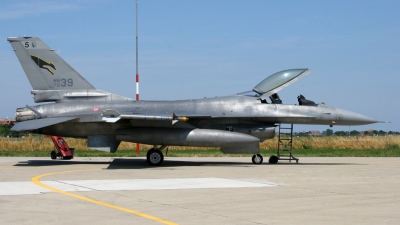 Photo ID 22952 by Marco Mittini. Italy Air Force General Dynamics F 16A ADF Fighting Falcon, MM7239