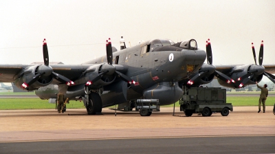 Photo ID 23064 by Michael Baldock. UK Air Force Avro 696 Shackleton AEW 2, WL747