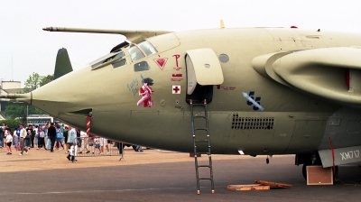 Photo ID 23070 by Michael Baldock. UK Air Force Handley Page Victor K2 HP 80, XM717