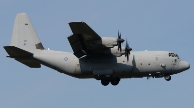 Photo ID 194955 by Hans-Werner Klein. UK Air Force Lockheed Martin Hercules C5 C 130J L 382, ZH888