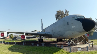 Photo ID 196650 by W.A.Kazior. USA Air Force Boeing KC 135A Stratotanker 717 100, 55 3139