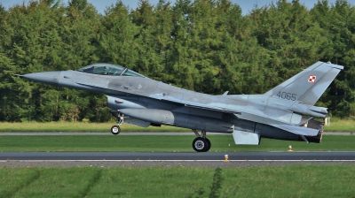 Photo ID 199258 by Frank Kloppenburg. Poland Air Force General Dynamics F 16C Fighting Falcon, 4065