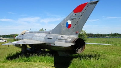 Photo ID 200958 by Lukas Kinneswenger. Czechoslovakia Air Force Mikoyan Gurevich MiG 21F 13, 1015