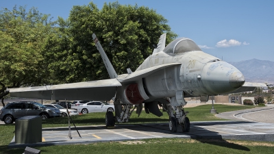 Photo ID 201935 by W.A.Kazior. USA Navy McDonnell Douglas F A 18A Hornet, 162403