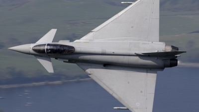 Photo ID 23920 by Barry Swann. UK Air Force Eurofighter Typhoon F2, ZJ922