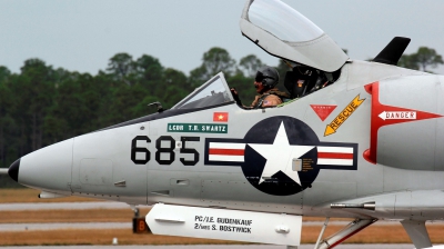 Photo ID 202971 by Gregg Stansbery. Private Warbirds Heritage Foundation Douglas A 4C Skyhawk, N49WH