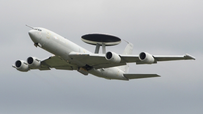 Photo ID 23992 by Dean West. UK Air Force Boeing E 3D Sentry AEW1 707 300, ZH101