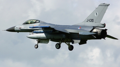 Photo ID 204076 by Arie van Groen. Netherlands Air Force General Dynamics F 16AM Fighting Falcon, J 135