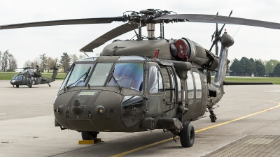 Photo ID 204667 by Thomas Ziegler - Aviation-Media. USA Army Sikorsky UH 60L Black Hawk S 70A, 96 26718